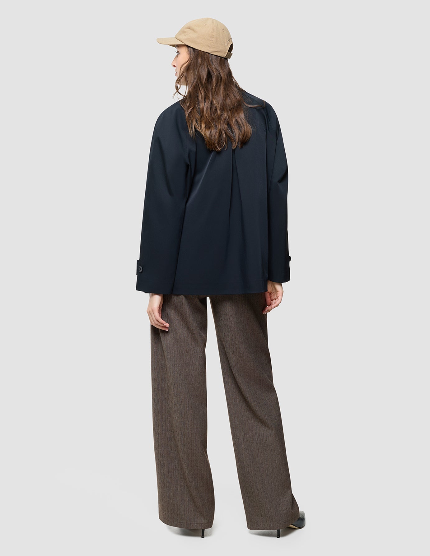 From first coffee to last meeting